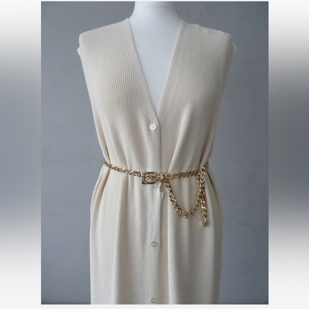 ZARA CREAM BUTTONED LONG
KNIT WAISTCOAT CARDIGAN TUNIC
DRESS SIZE M